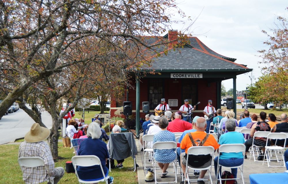 Brown Bag Lunch Concerts - Cookeville Depot