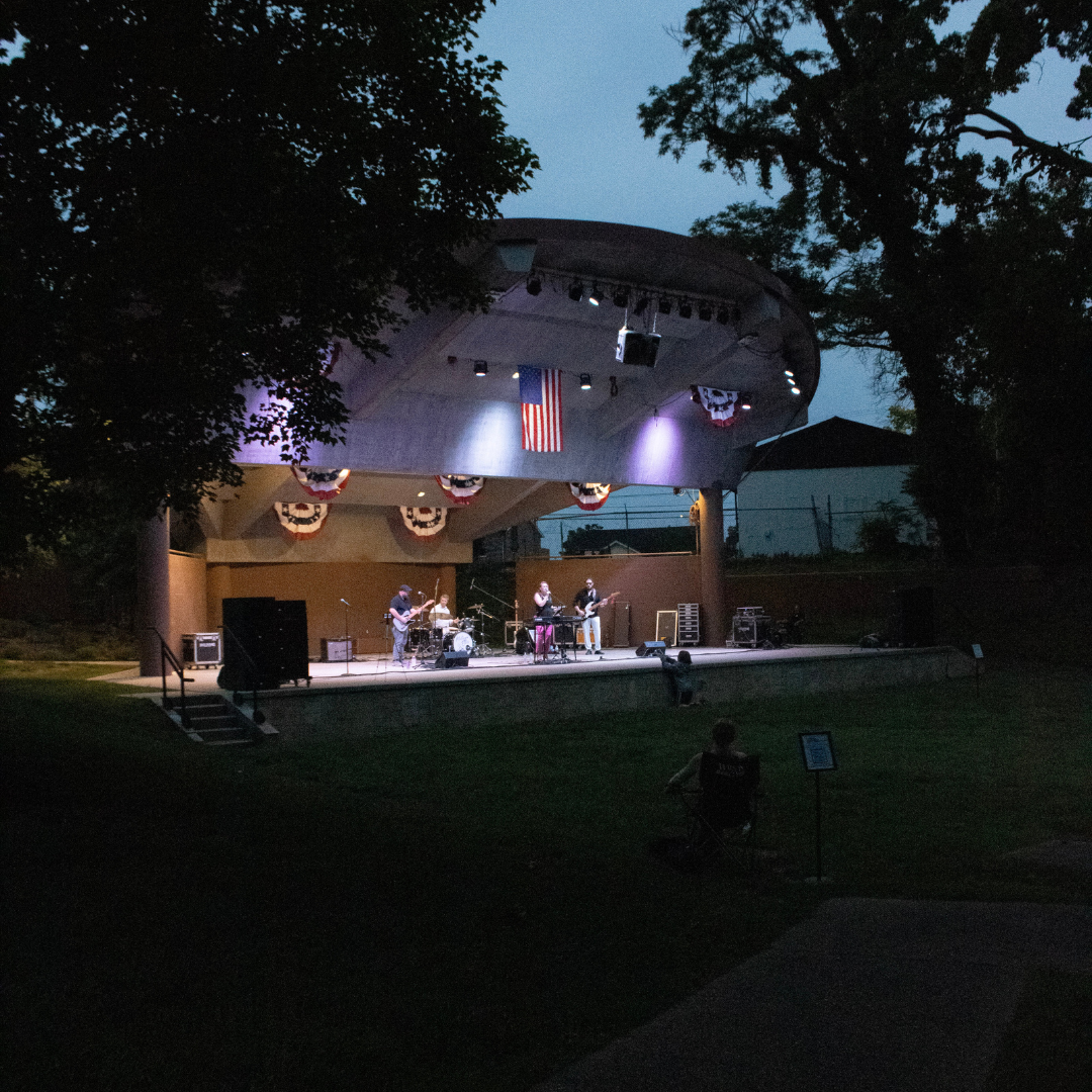 image of a band playing on the dogwood performance pavilion stage